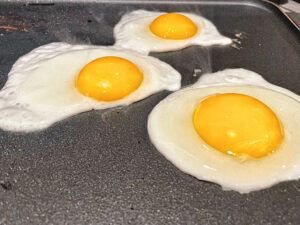Eggs on the griddle