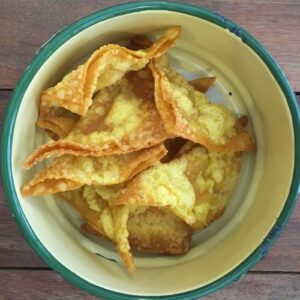 Crispy fried wontons